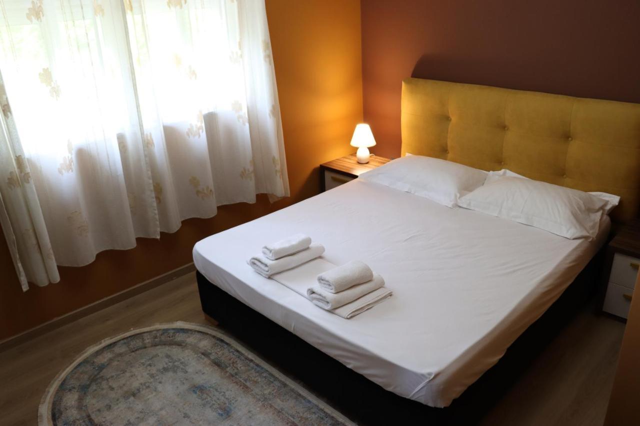 Hotel Ceka Дуррес Экстерьер фото